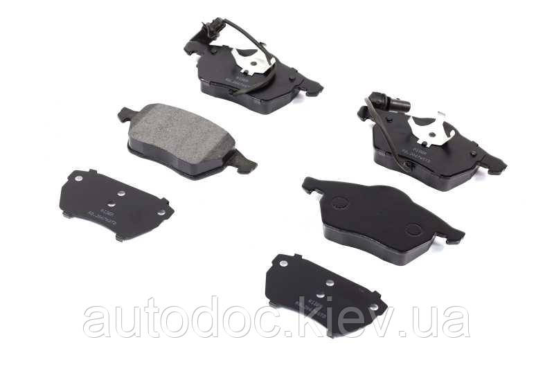 Колодка гальм. диск. STANDARD AUDI A4 00-08, A6, PASSAT 00-05 передн. (RIDER), арт.RD.20676STD