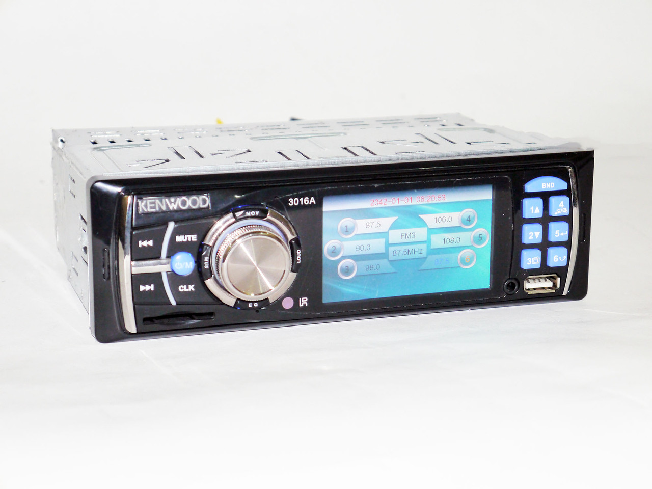 Автомагнітола 3016 — 3" LCD Video екран — Divx/mp4/mp3 USB+SD, фото 1