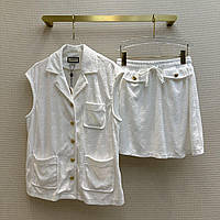 Костюм летний Gucci из белого бархата юбка и жилет, коллекция 2023