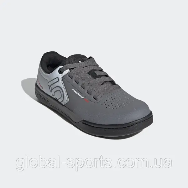 Adidas five ten 2025