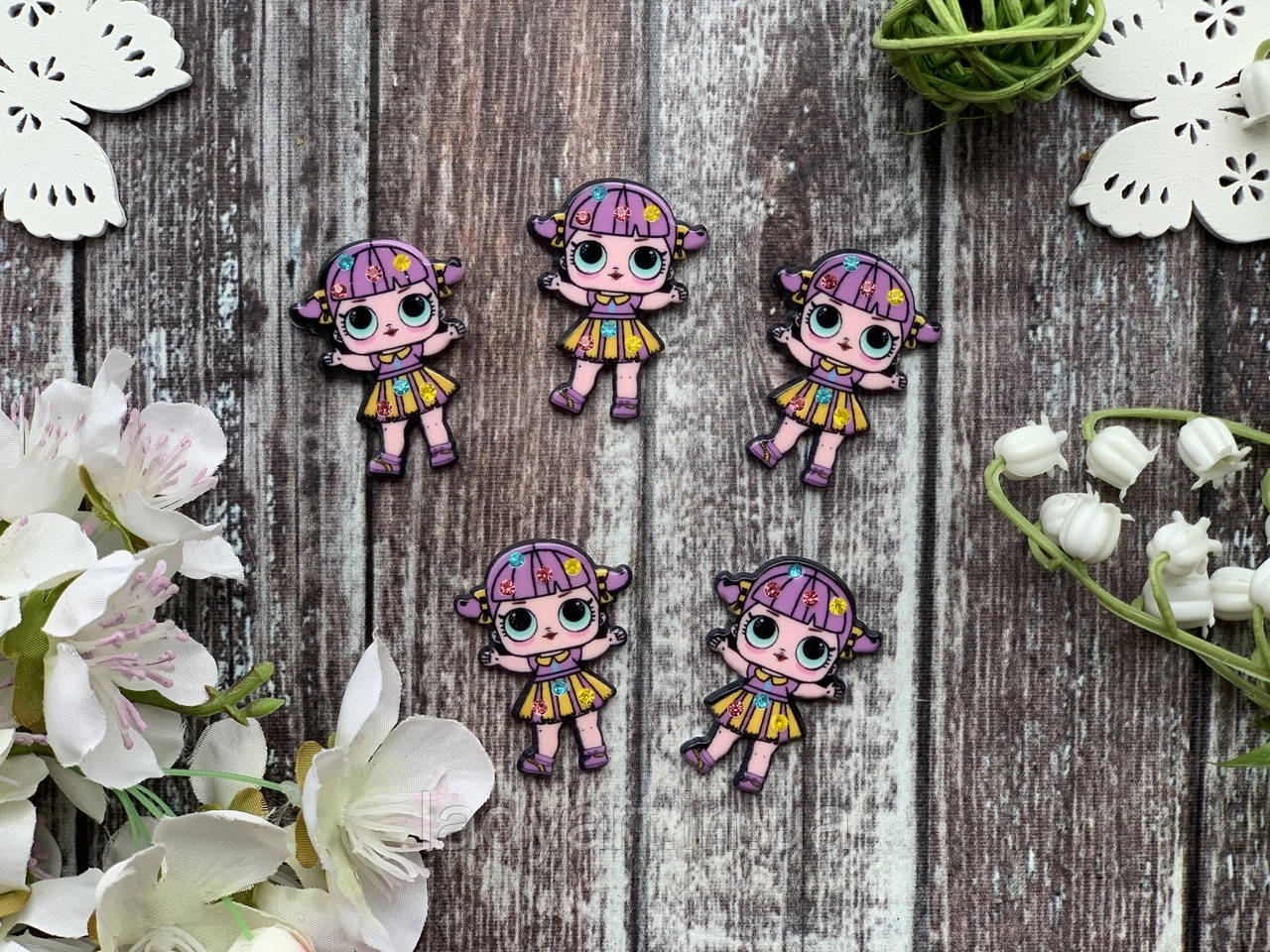 Кабошон "Лялька ЛОЛ (LOL) капітан бузкові волосся зі стразами" 3,5 х 2 см, 20 шт/уп. оптом, фото 1