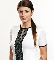 Chiara молочна блузка з мереживною смужкою тмViolana, Польща