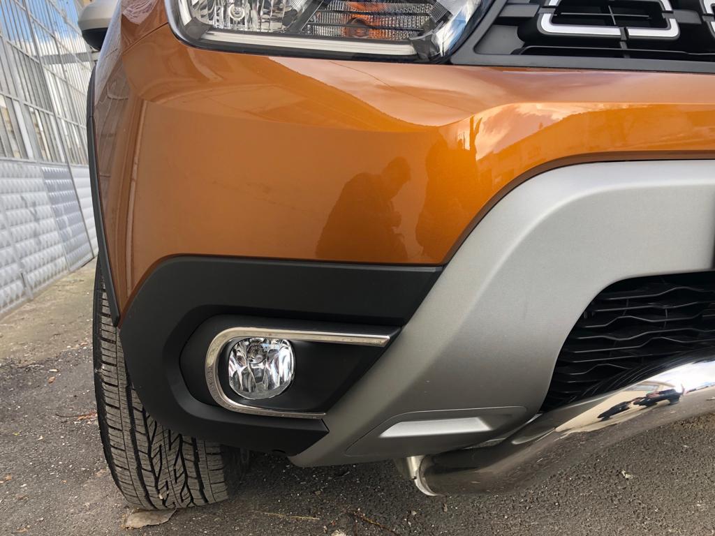 Накладки на противотуманки (2 шт, нерж) Carmos - Турецкая сталь для Renault Duster 2018-2024 гг - фото 1 - id-p1871682265