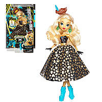 Monster High Dayna Treasura Jones DTV93 Кукла Монстр Хай Дана Трежур Джонс Кораблекрушение