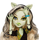 Monster High Frankie Stein CBP35 Лялька Монстр Хай Френкі Штейн Злиття монстрів, фото 5