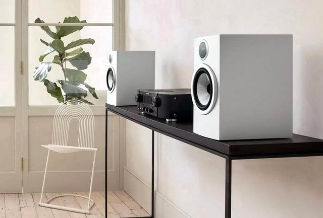 Bowers & Wilkins 706 S3