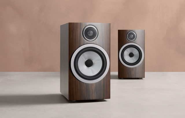 Bowers & Wilkins 706 S3