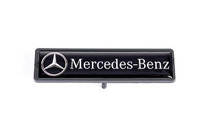 Mercedes Шильдик для килимків (1 шт.)