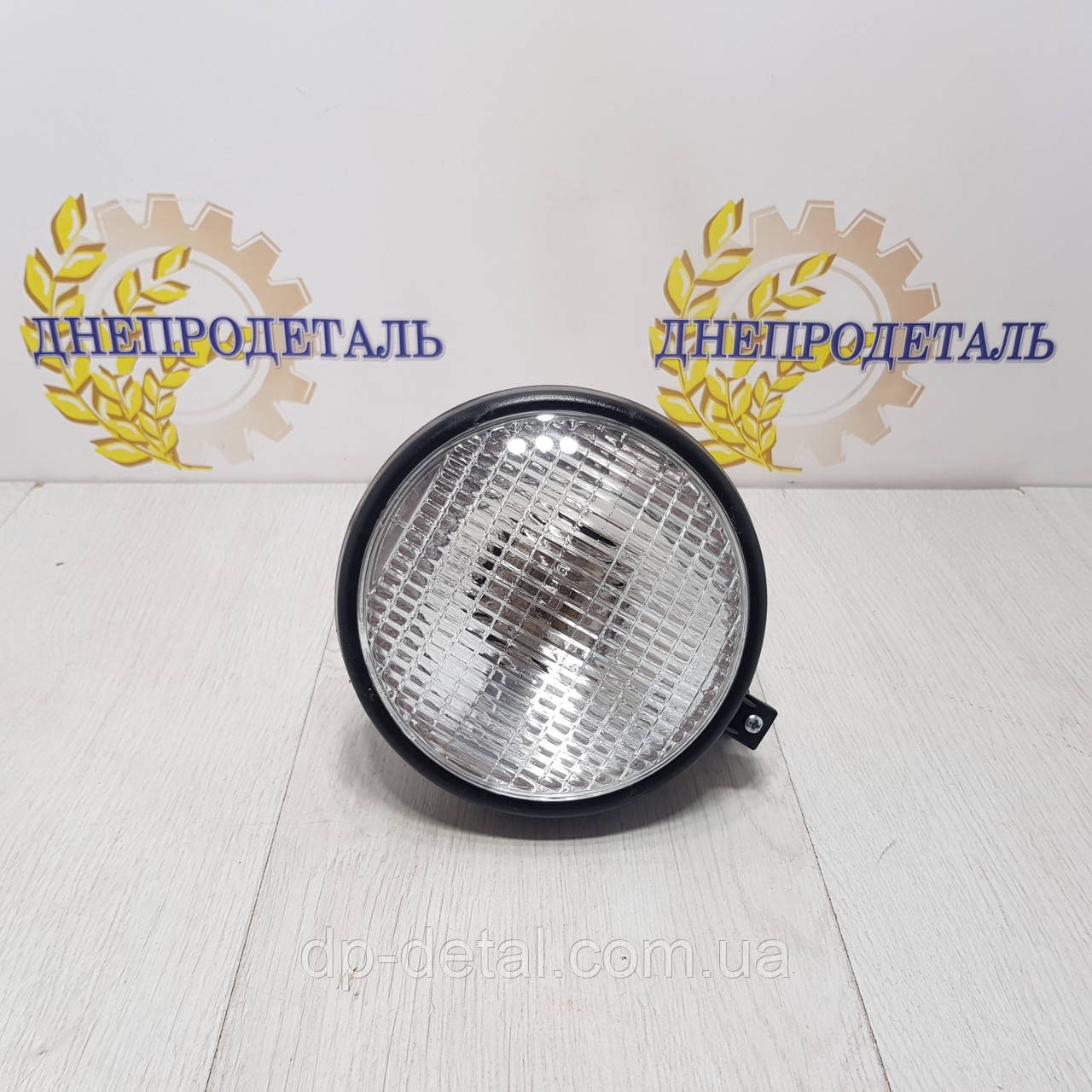 Фара задняя пластиковая ФГ-304П трактора ЮМЗ, МТЗ (ID#1108834820), цена ...