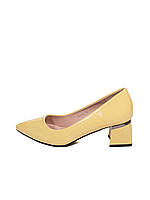 Женские туфли из лакированной экокожи на низком каблуке Aodema желтые 39 37