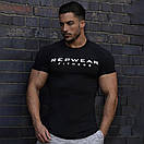 Футболка для чоловіків від бренду Alpha чорного кольору, фото 2