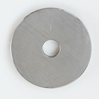 Металевий диск 1 кг  на гриф 25 мм для силових вправ