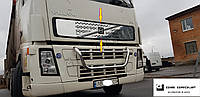 Накладка решетку радиатора верхняя Volvo FH12 (2002-2008)