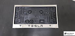 Рамка номерного знаку (Американський номер) (USA) з написом і логотипом "Tesla" + Logo