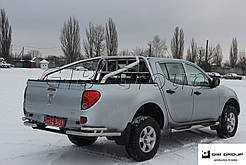 Захист заднього бампера (подвійна нержавіюча труба - подвійний вус) Mitsubishi L-200 Triton (2006-2015)