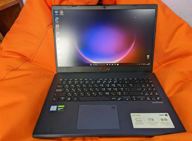 Ігровий ноутбук Asus 15.6FHD|i7-9750H|16GB|SSD500Gb|GTX1650 Б/В