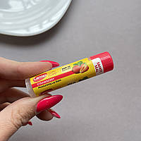 Лечебный увлажняющий бальзам-стик для губ "Клубника" Carmex Strawberry Stick Lip Balm SPF 15, 4.25g