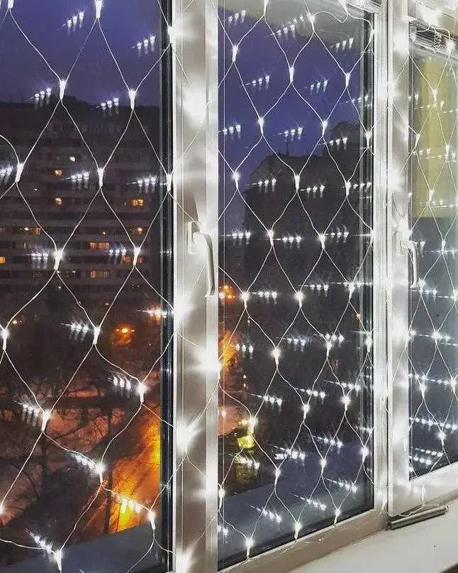 Гирлянда ДЛЯ РОЗЕТКИ 220V RD-7161 Сетка 120LED 1.5мx1.5м, Провод белый, Цвет ламп - Белый 120 ламп - фото 2 - id-p1872745872