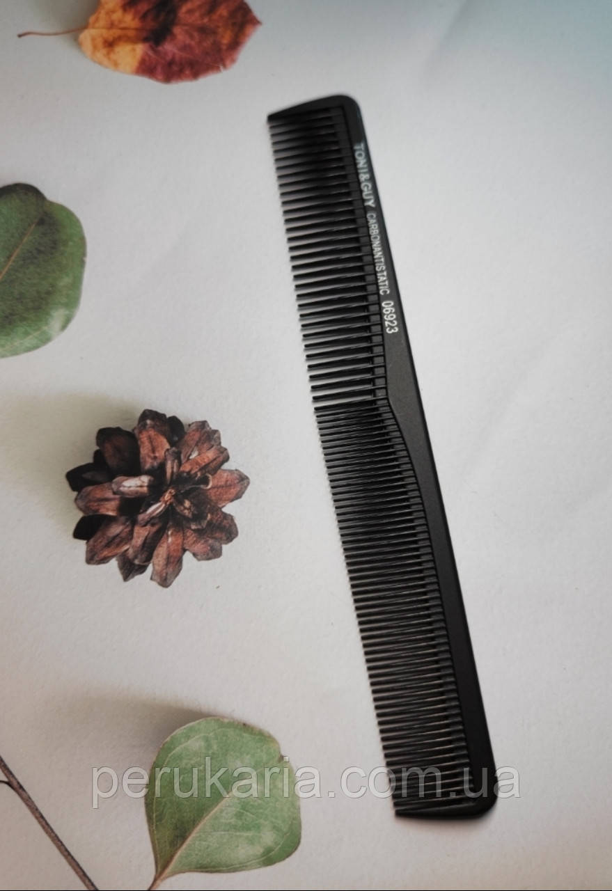 Гребінець для стрижки волосся комбінований TONI & GUY серії Carbon, в чорному кольорі