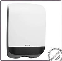 Пластиковый диспенсер KATRIN 90168 Inclusive Hand Towel M Dispenser лист полотенце, белый