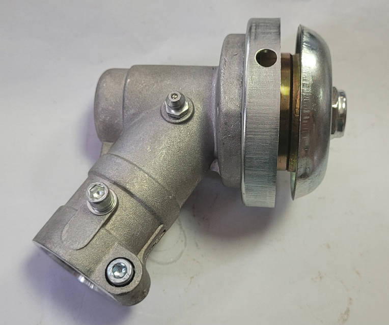 Редуктор мотокоси (d = 26 мм, 7 шліців) (сріблястий