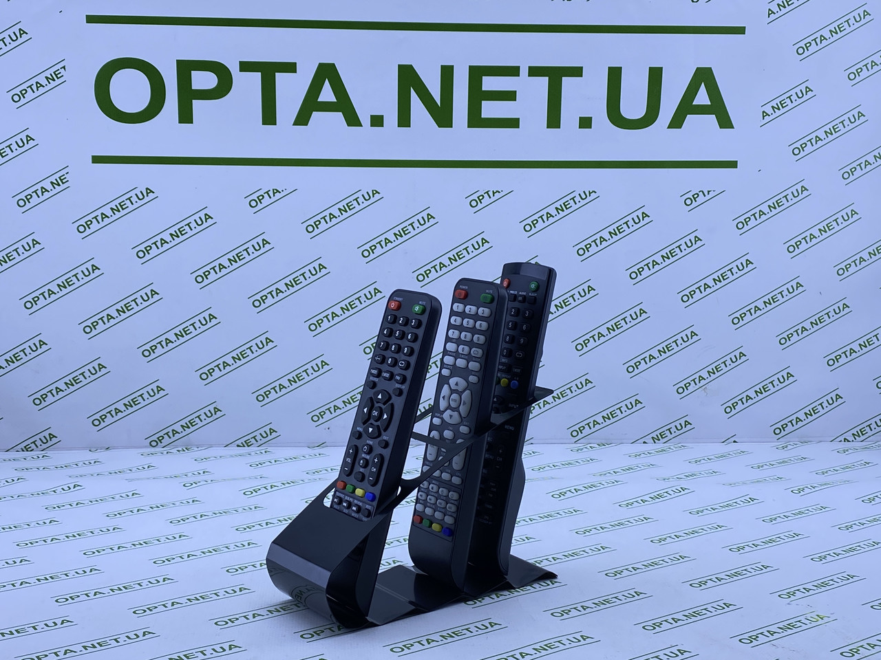 Суперкомпактна підставка для пультів REMOTE RACK