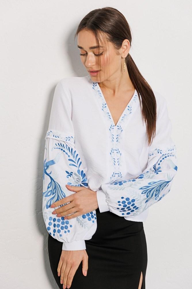 Женская яркая вышиванка блуза вискоза M, Белый - фото 5 - id-p1872820957