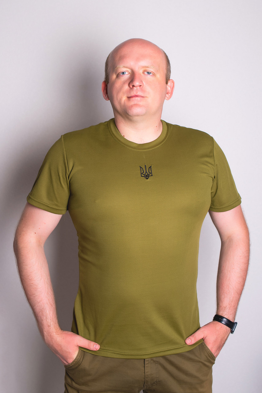 Футболка Олива 46-56р Coolmax з вишитим чорним Тризубом, фото 1