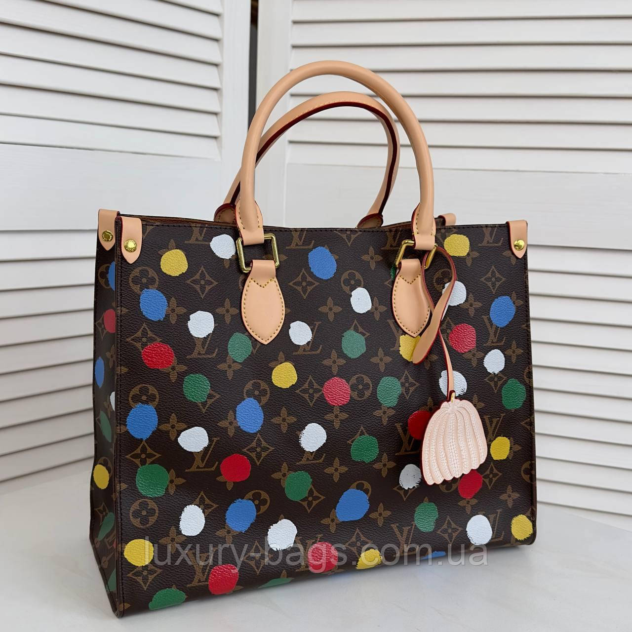 Жіноча сумка Louis Vuitton у новому яскравому забарвленні (люкс-якість)