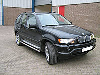 Боковые пороги трубы на BMW X5 2004-2010 Боковые пороги