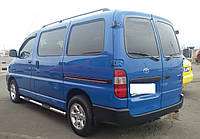 Боковые пороги трубы на d70 Toyota Hiace 2007+ Боковые пороги