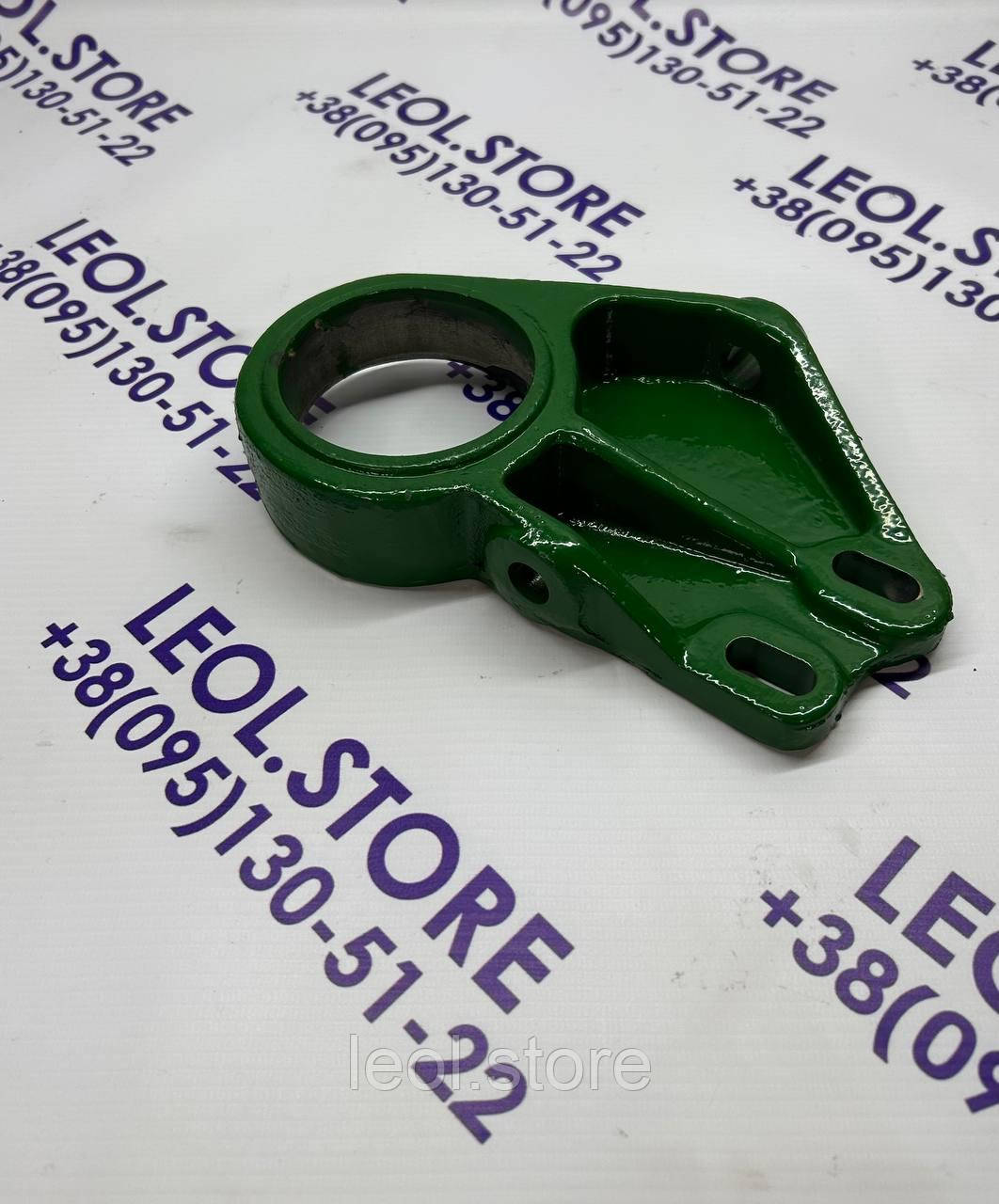 Корпус підшипника зірочки балансира жатки Z10017 John Deere