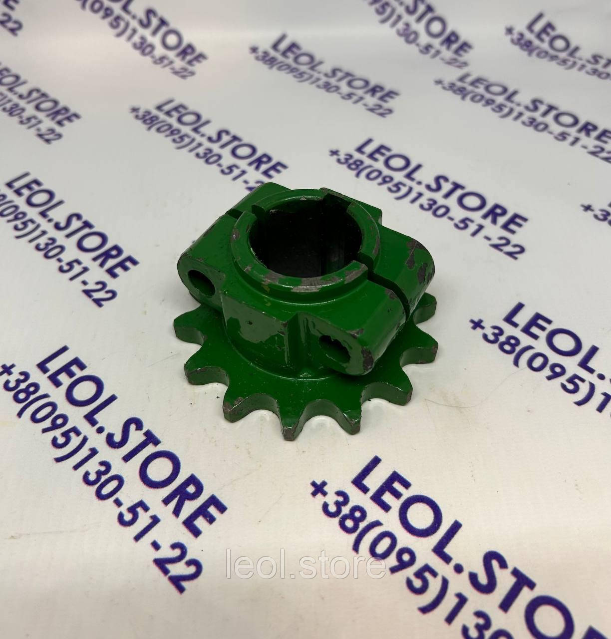 Зірочка привода коси жатки Z10661 John Deere Z-14