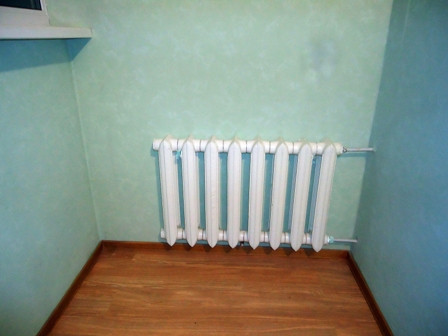 винос батареї на балкон фото