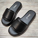 Жіночі шкіряні сабо із широким верхом на плоскій підошві, фото 3