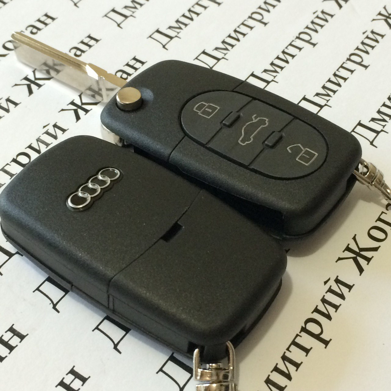 Выкидной ключ Audi (Ауди) - 3 кнопки с микросхемой 4DO837231N с частотой 433 MHz - фото 2 - id-p40618270