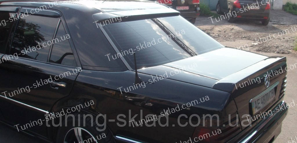 Спойлер на скло Mercedes W124 (спійлер заднього скла Мерседес W124), фото 1