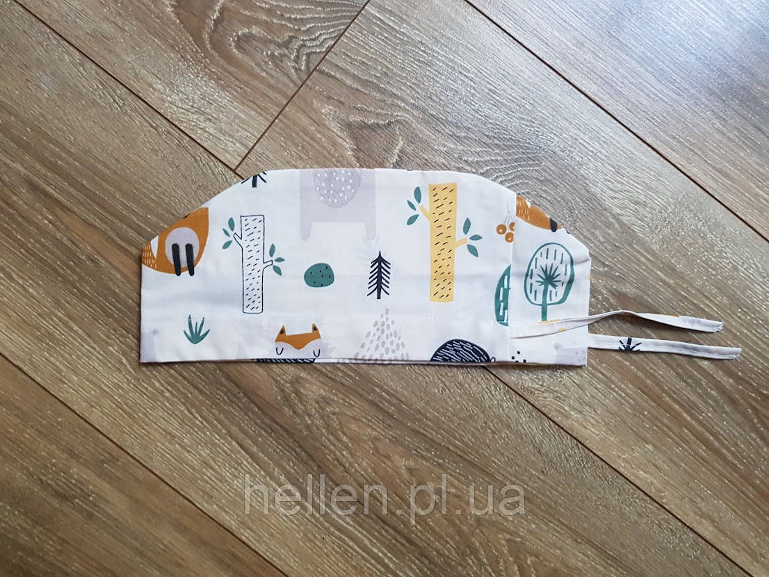 Медична шапочка з принтом "Лісові звірі"