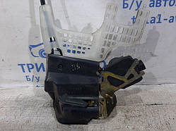 Замок двері задній правий Hyundai Tucson 2004-2014 8142020000000000 (Арт.23968)