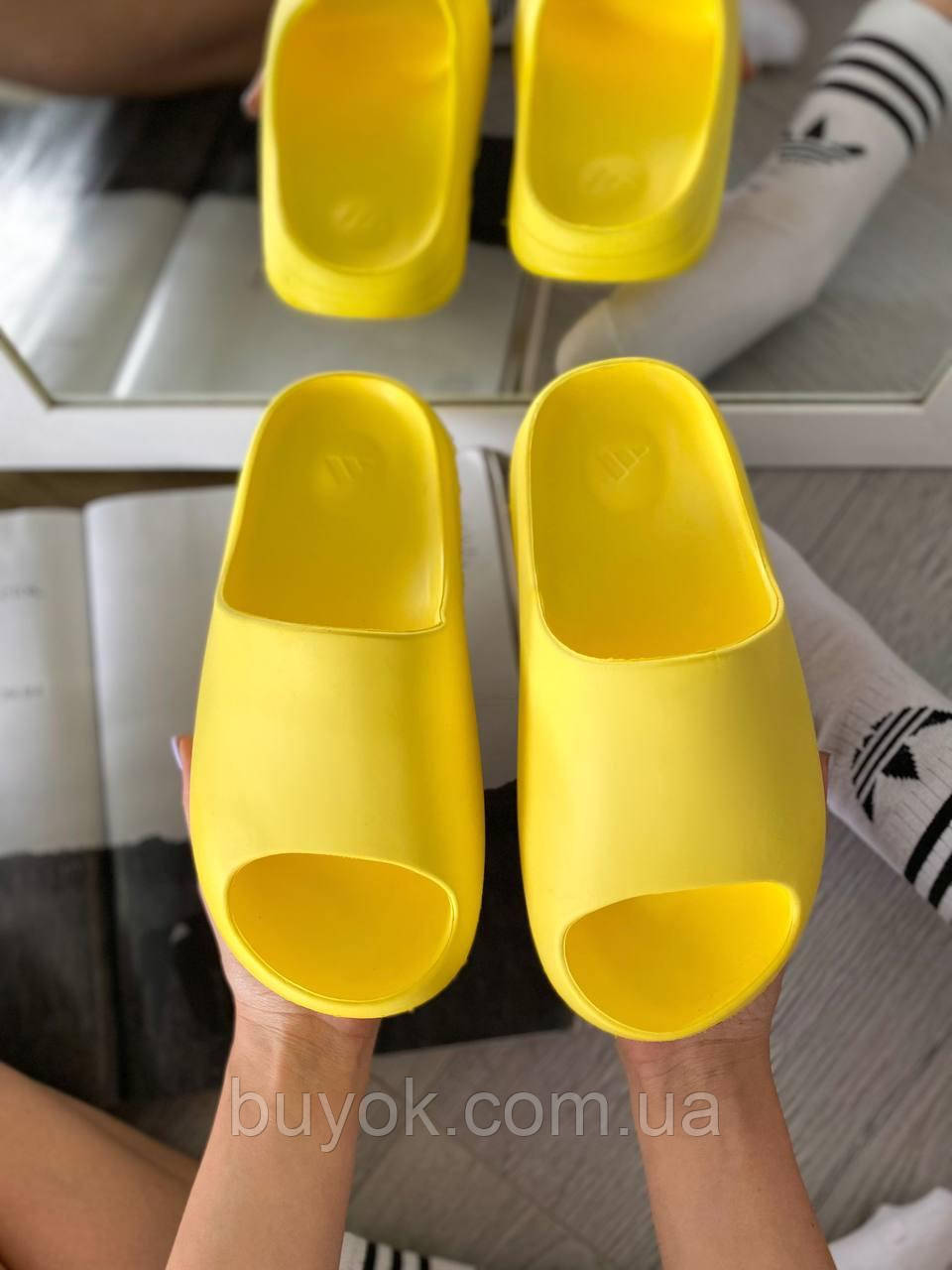 Жеські шльопанці Adidas Yeezy Slide Yellow ALL08826