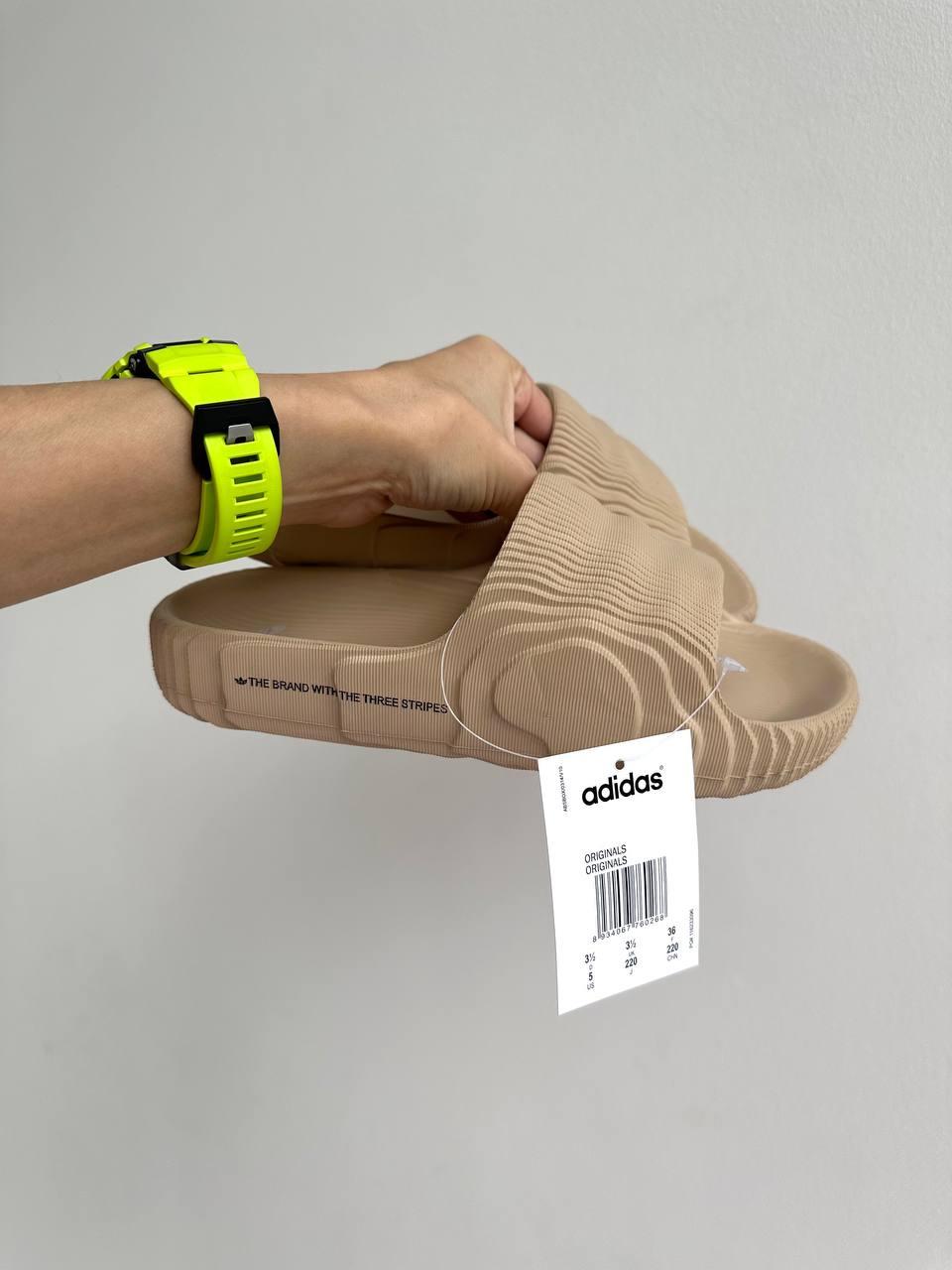 Жіночі шльопанці Adidas Adilette 22 Slides St Desert Sand GX6945