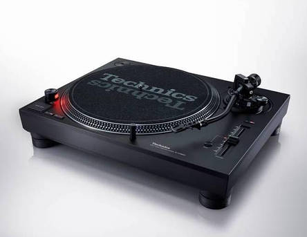 Програвач вінілових дисків Technics SL-1210MK7, фото 1