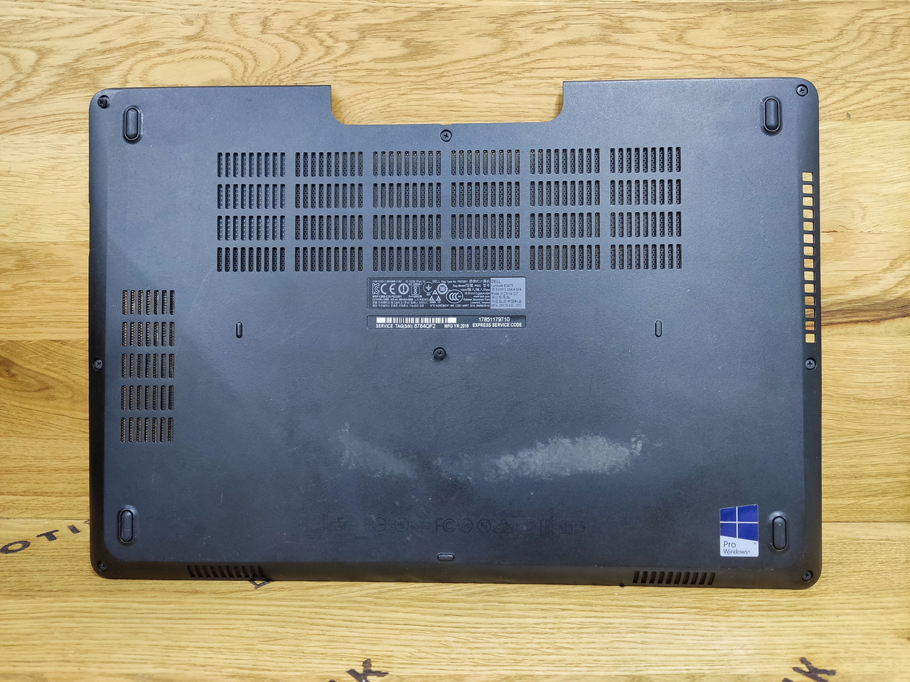 Нижня частина корпусу ноутбука Dell Latitude E5470 (0TJY1D, AP1DC000101) Вживана