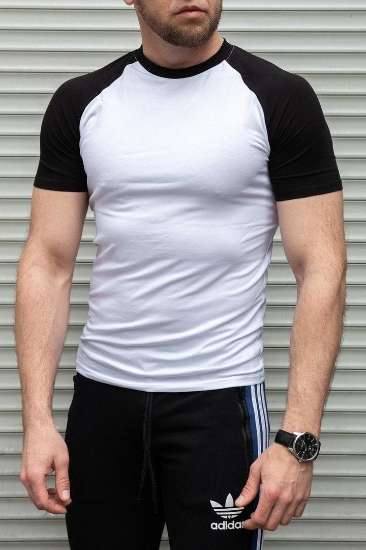 Чоловіча базова футболка біла з чорними рукавами бавовняна однотонна на літо, фото 1