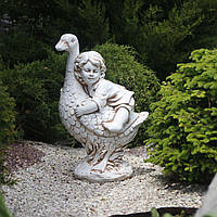 Садовая фигура Мальчик на гусе полигипс 38х29х60 см