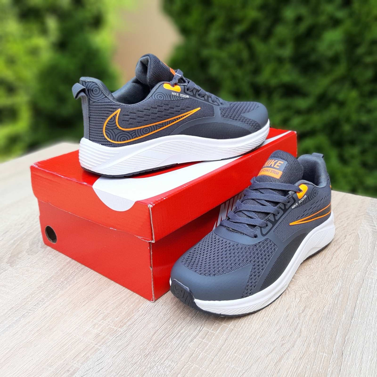 Літній кросівки чоловічі сірі з білим Nike Zoom. Кросівки літні спортивні для чоловіків сірі Найк Зум, фото 1