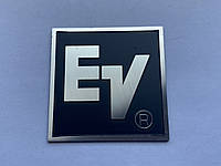 Шильдик, наклейка, логотип 45x45mm (алюминий) 1шт на сетку колонки EV (Electro voice)