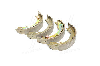 Колодка гальм. барабан. KIA KM-NEW SPORTAGE(-SEP 2006) (вир-во PARTS-MALL) PLB-023 UA53