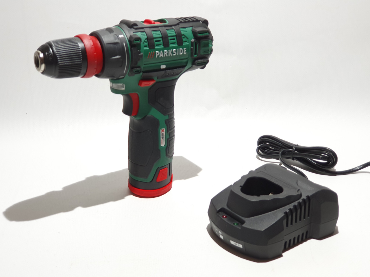 Акумуляторний шуруповерт Parkside PBSA 12 D 2