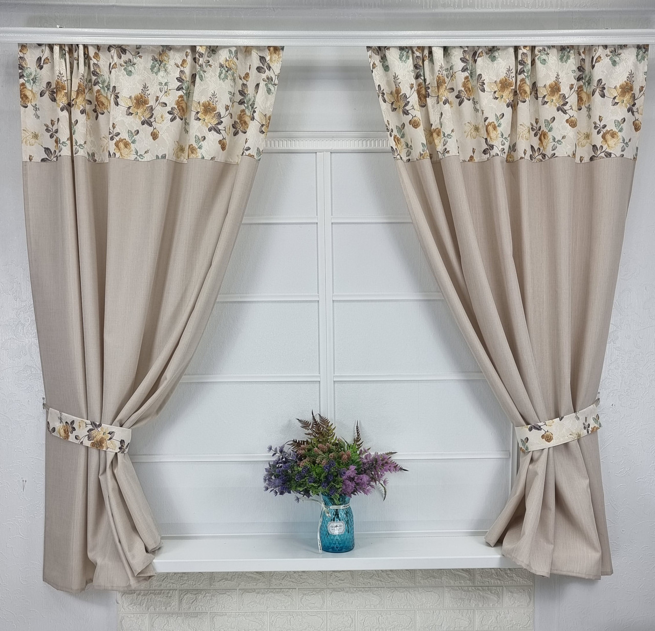 Кухонний комплект штор + підхоплення "Касій"